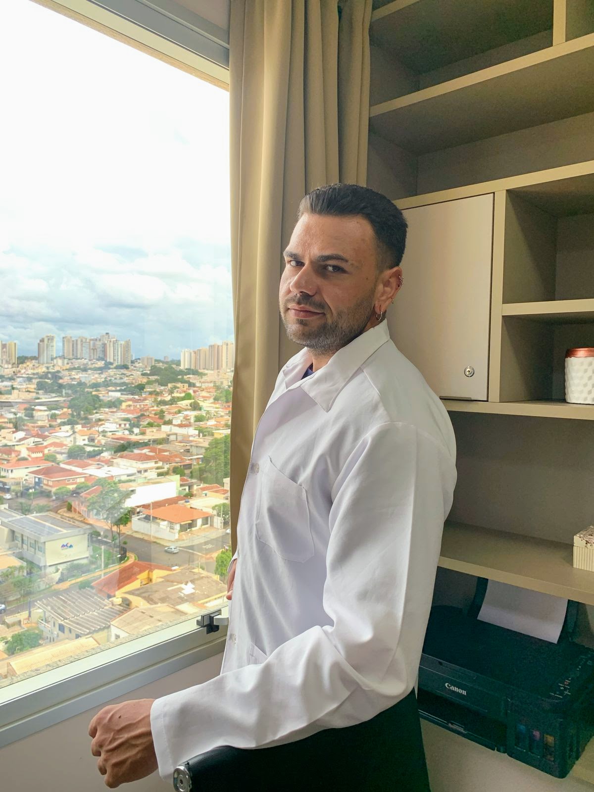 Lucas Perlotti — Psicólogo